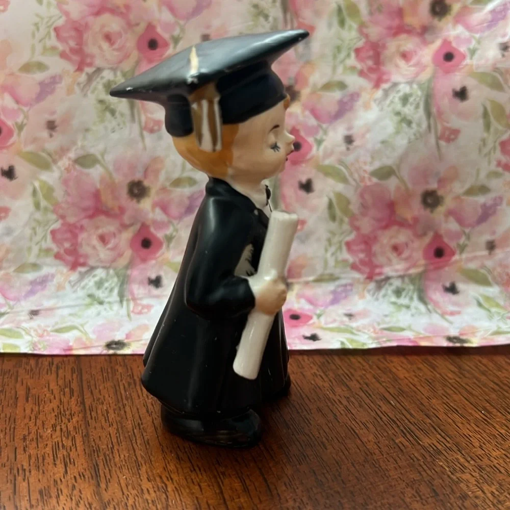 Cake Topper - Boy/Man Graduate Figure/Cake Topper